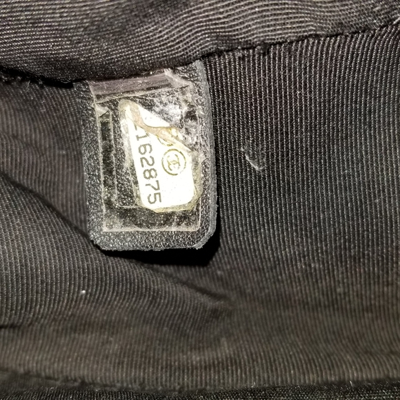 Traded Chanel Boy Bag New Medium Lambskin - Picture 13 of 16